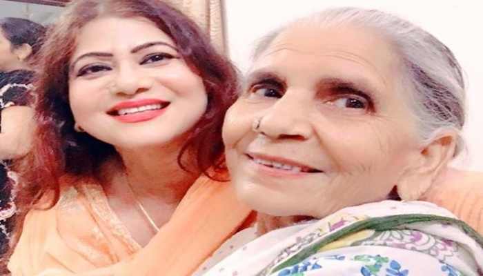 Punjabi Singer Amar Noori 