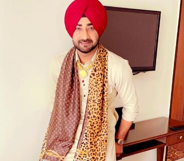punjabi singer ranjit bawa image