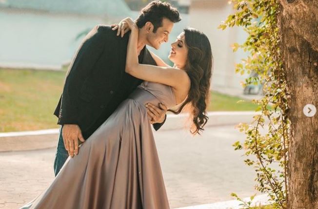 inside image of sanket and sughandha