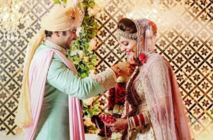 sanket and sughandha