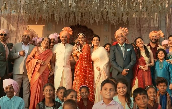 inside image of hum do hamer do trailer