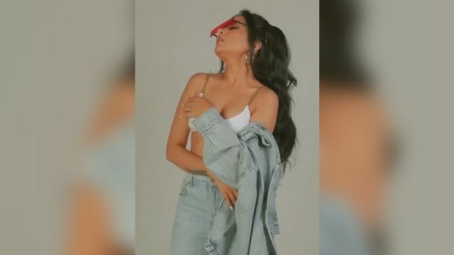 Sara Gurpal looks summery in her denim outfit  