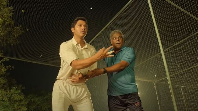 Kaun Pravin Tambe Movie Review: Shreyas Talpade nails it again, this time with the 'spin'