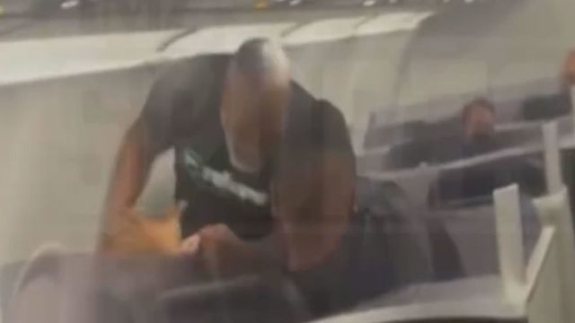 Mike Tyson repeatedly punches man in face on plane 
