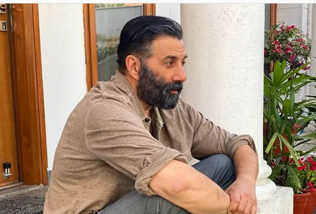 inside image from soorya movie sunny deol