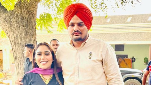 Afsana Khan remembers Sidhu Moose Wala, pens special note for her 'big brother' 